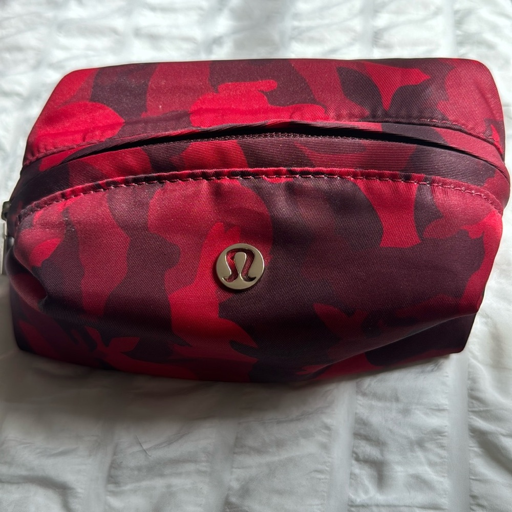 Lululemon New Year Feeling Ready Pouch